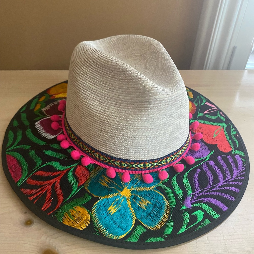 Embroidered Wide Brim Hat with Colorful Floral Design